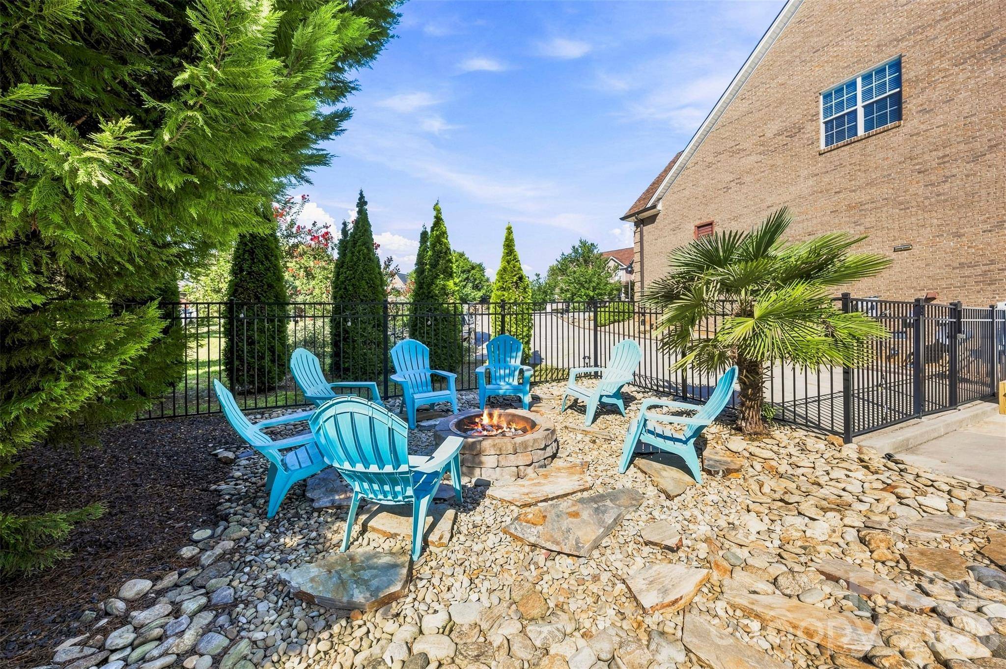 5506 Thistlebrook CT, Gastonia, NC 28056