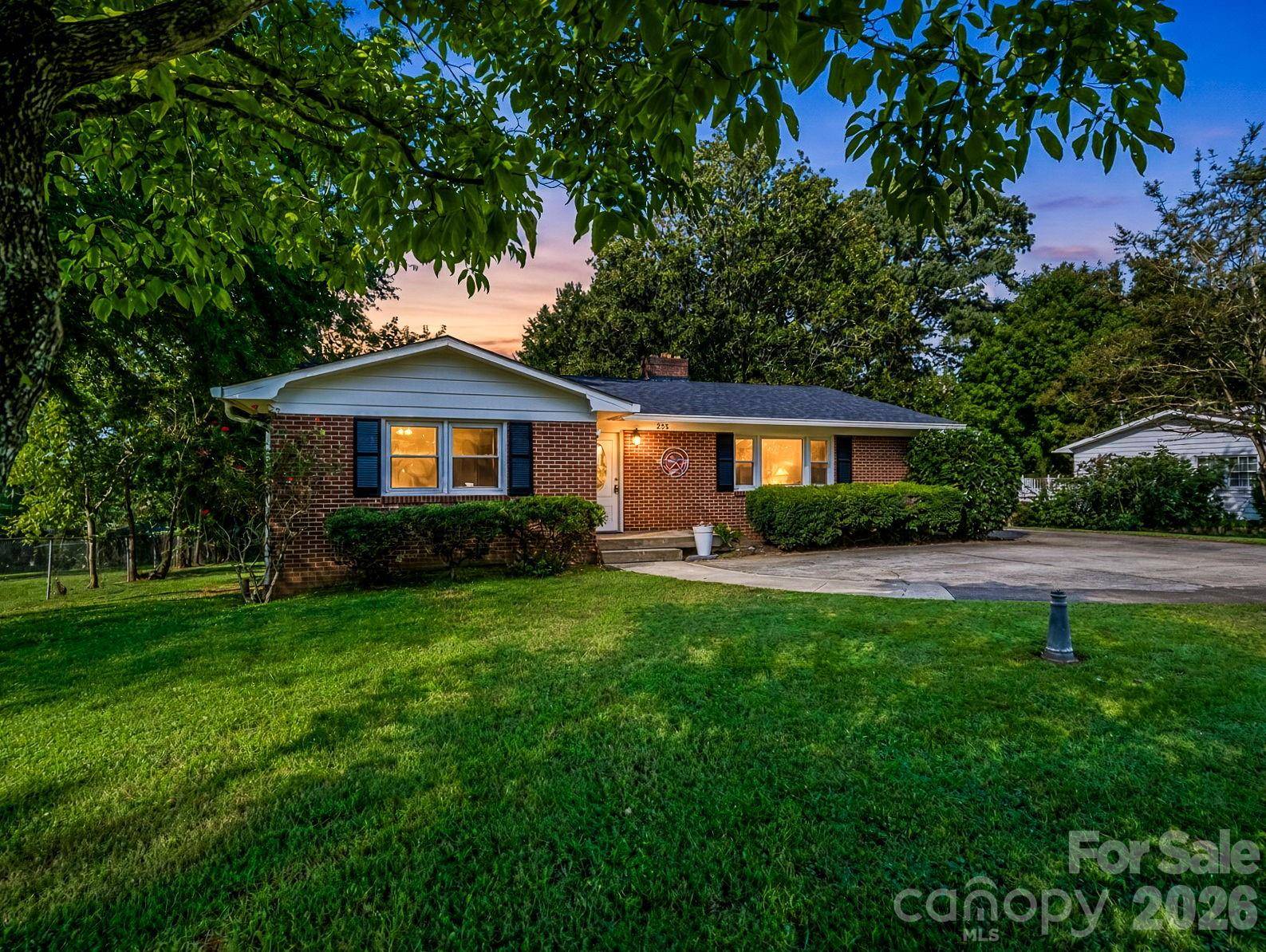 275 Tanner ST, Rutherfordton, NC 28139