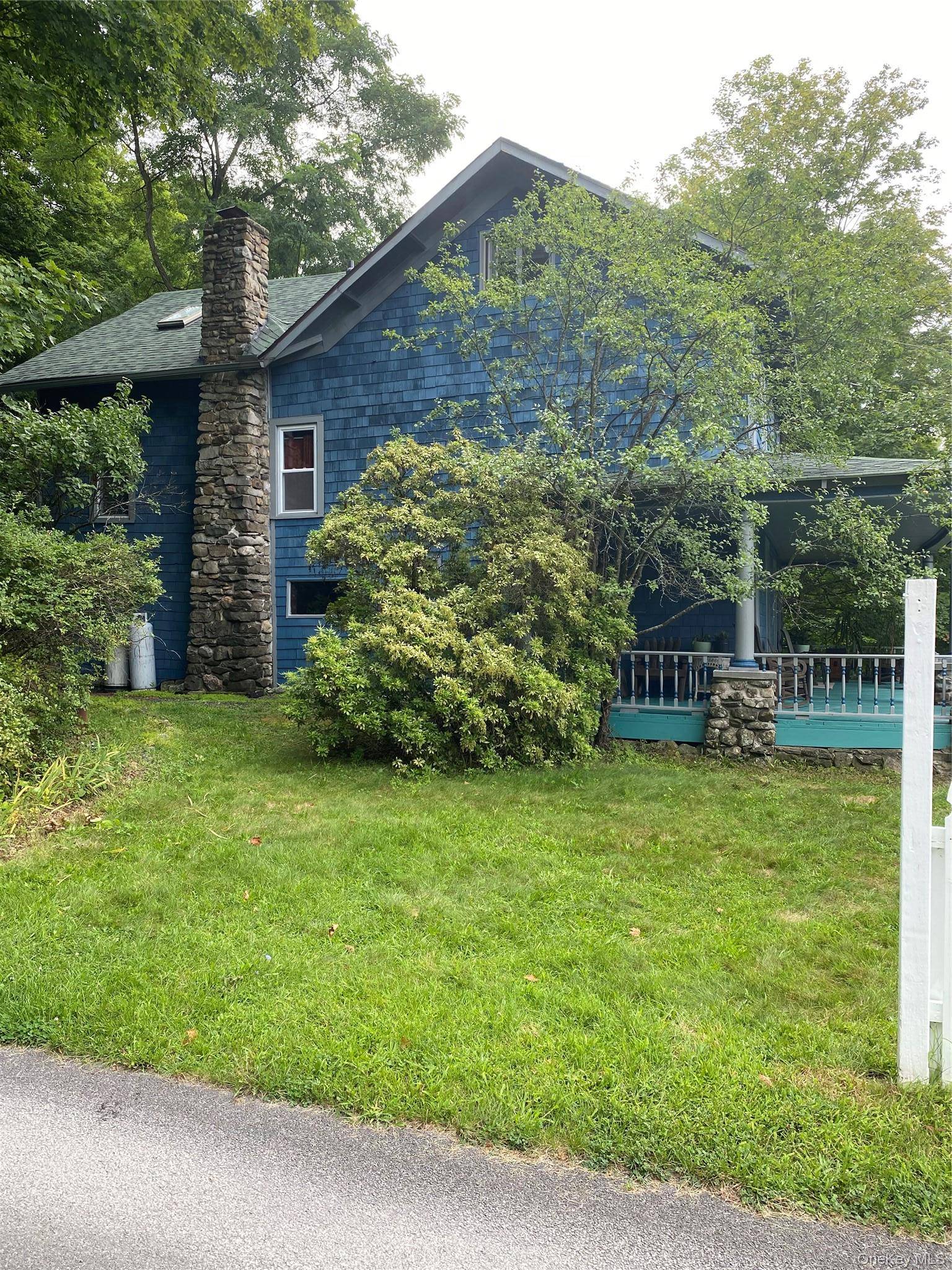 936 Goshen TPKE, Circleville, NY 10919