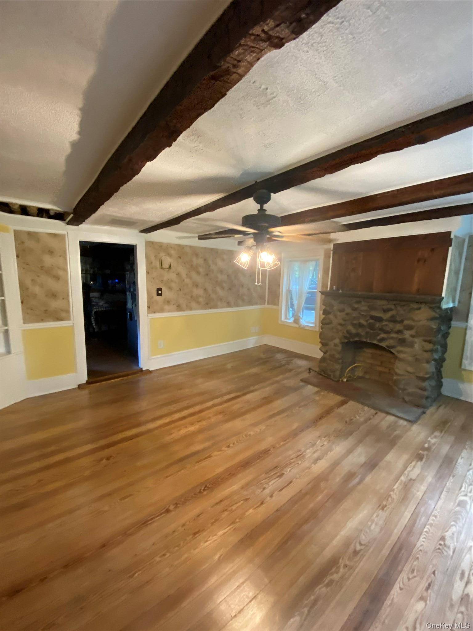 936 Goshen TPKE, Circleville, NY 10919