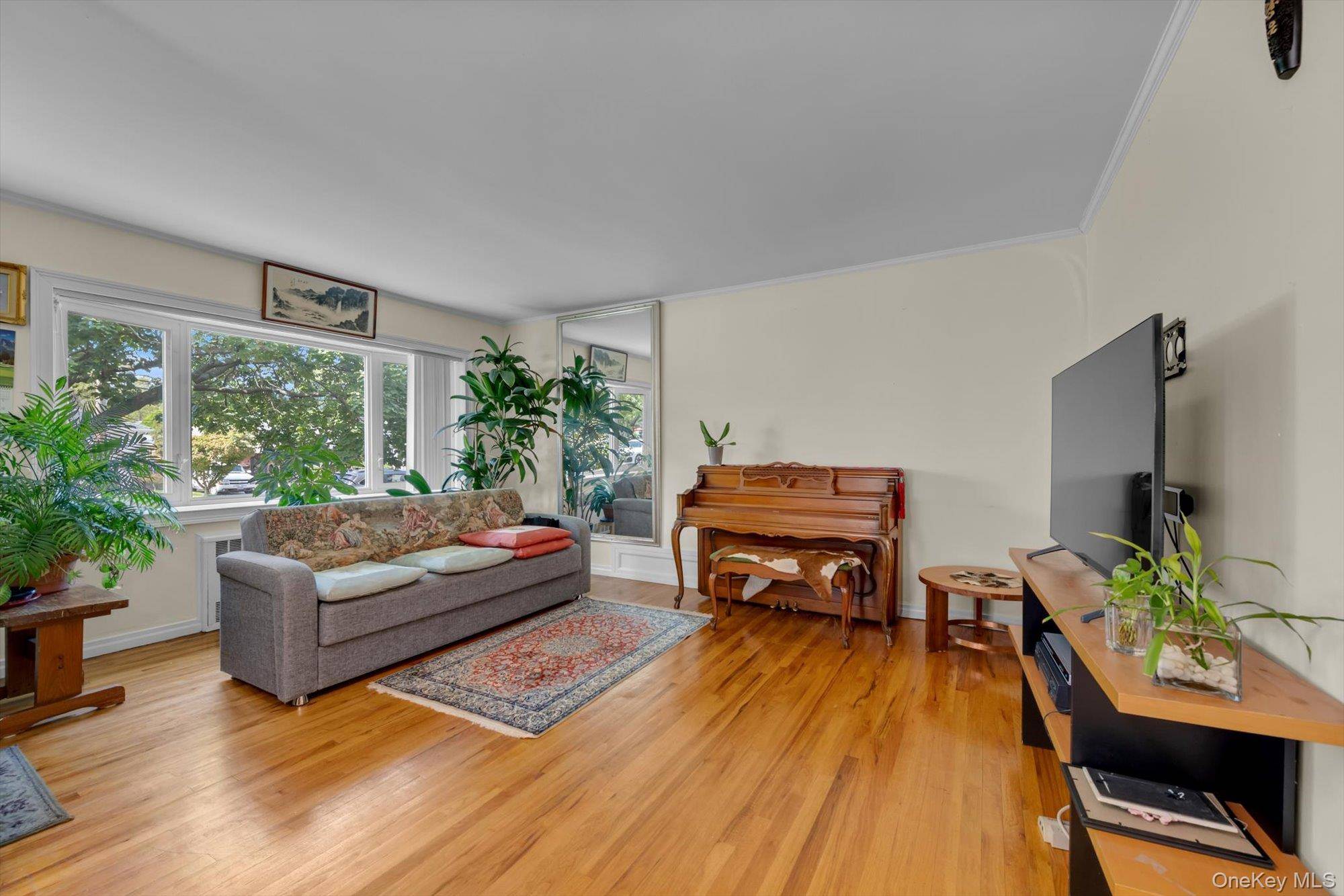 56-21 E Hampton BLVD, Bayside, NY 11364