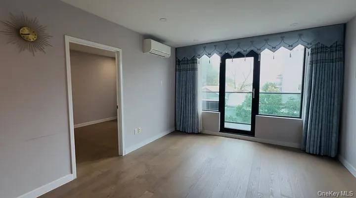 3258 105th ST #4G, East Elmhurst, NY 11369