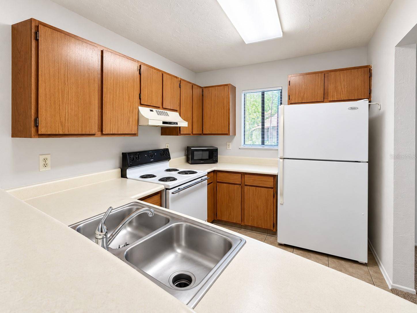 111 SE 16TH AVE #O206, Gainesville, FL 32601