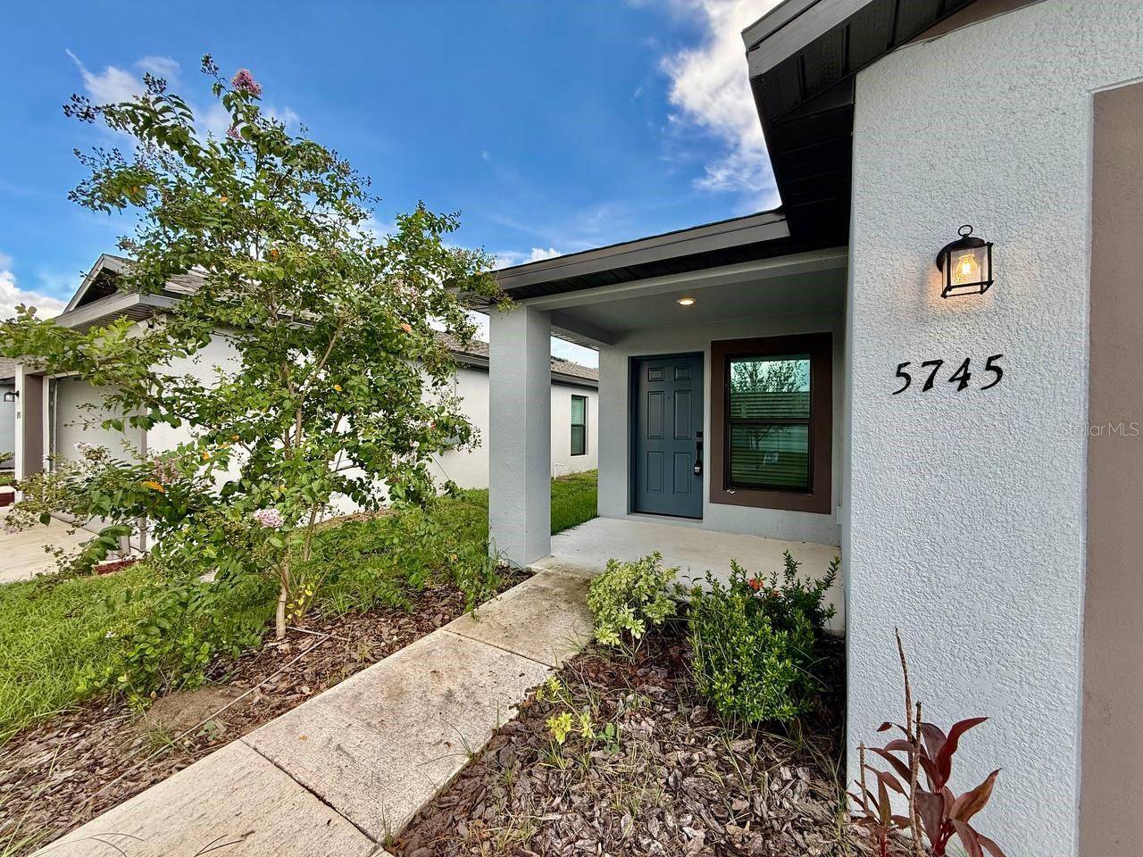 5745 HELMSMAN CT, Tampa, FL 33619