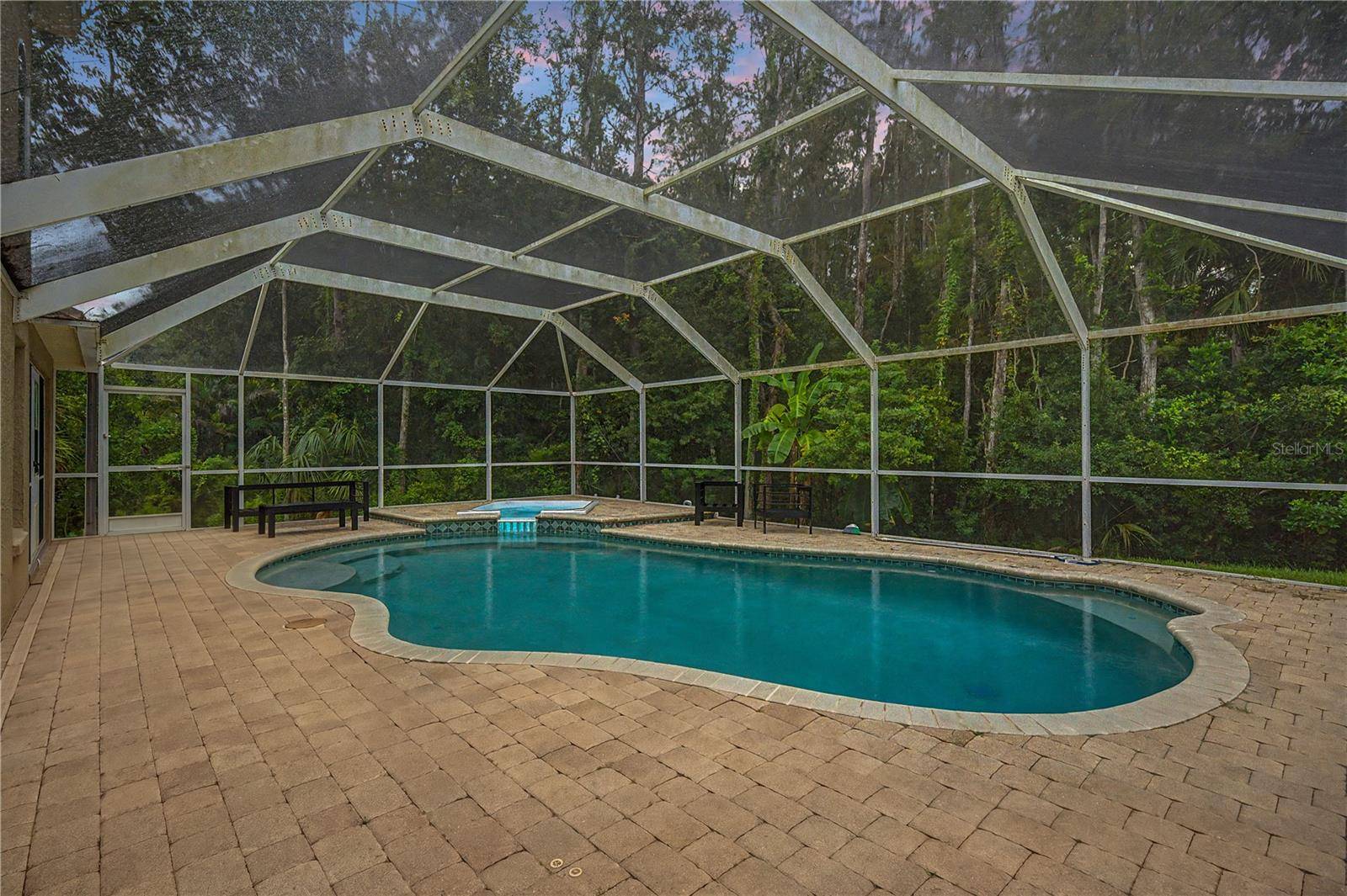 212 ARBOR WOODS CIR, Oldsmar, FL 34677