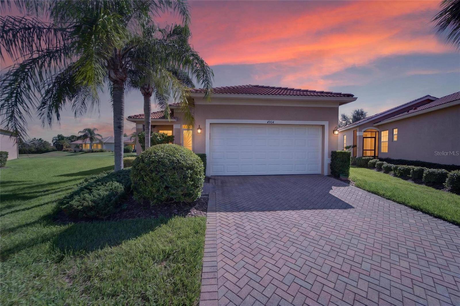 4904 ROCK ISLAND CT, Wimauma, FL 33598