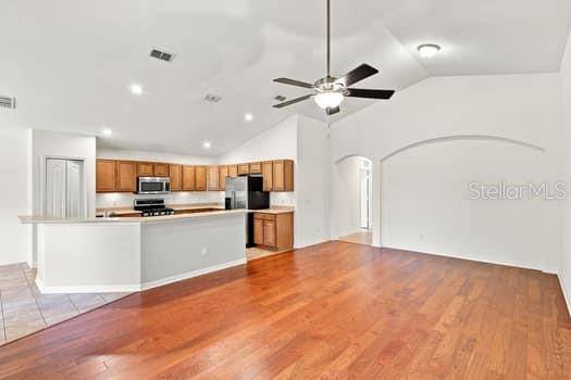 515 E VICTORIA TRAILS BLVD, Deland, FL 32724