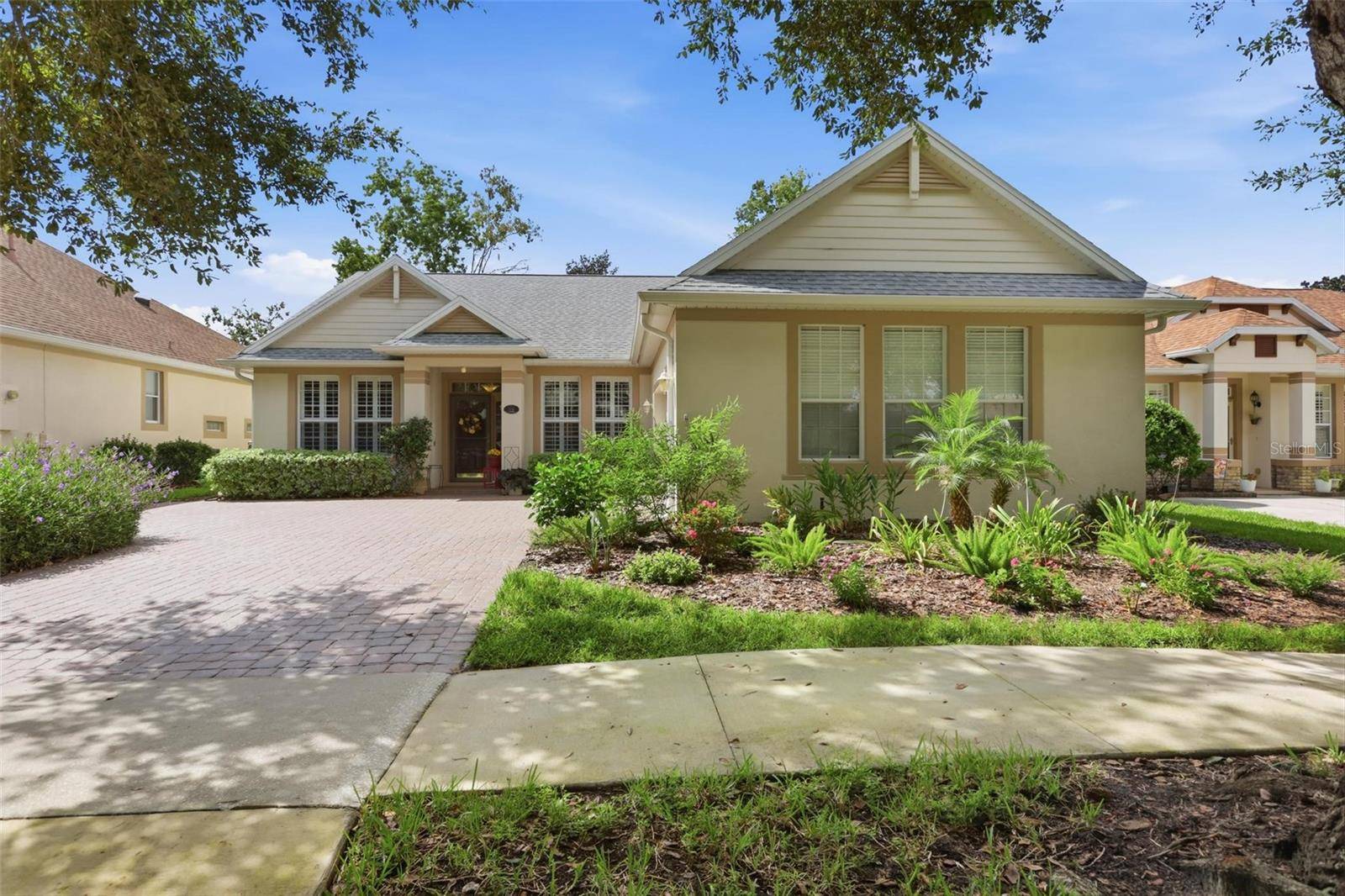 114 OVERTON GARDENS LN, Deland, FL 32724