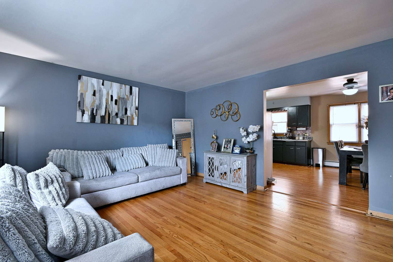 8609 W Grand AVE, River Grove, IL 60171