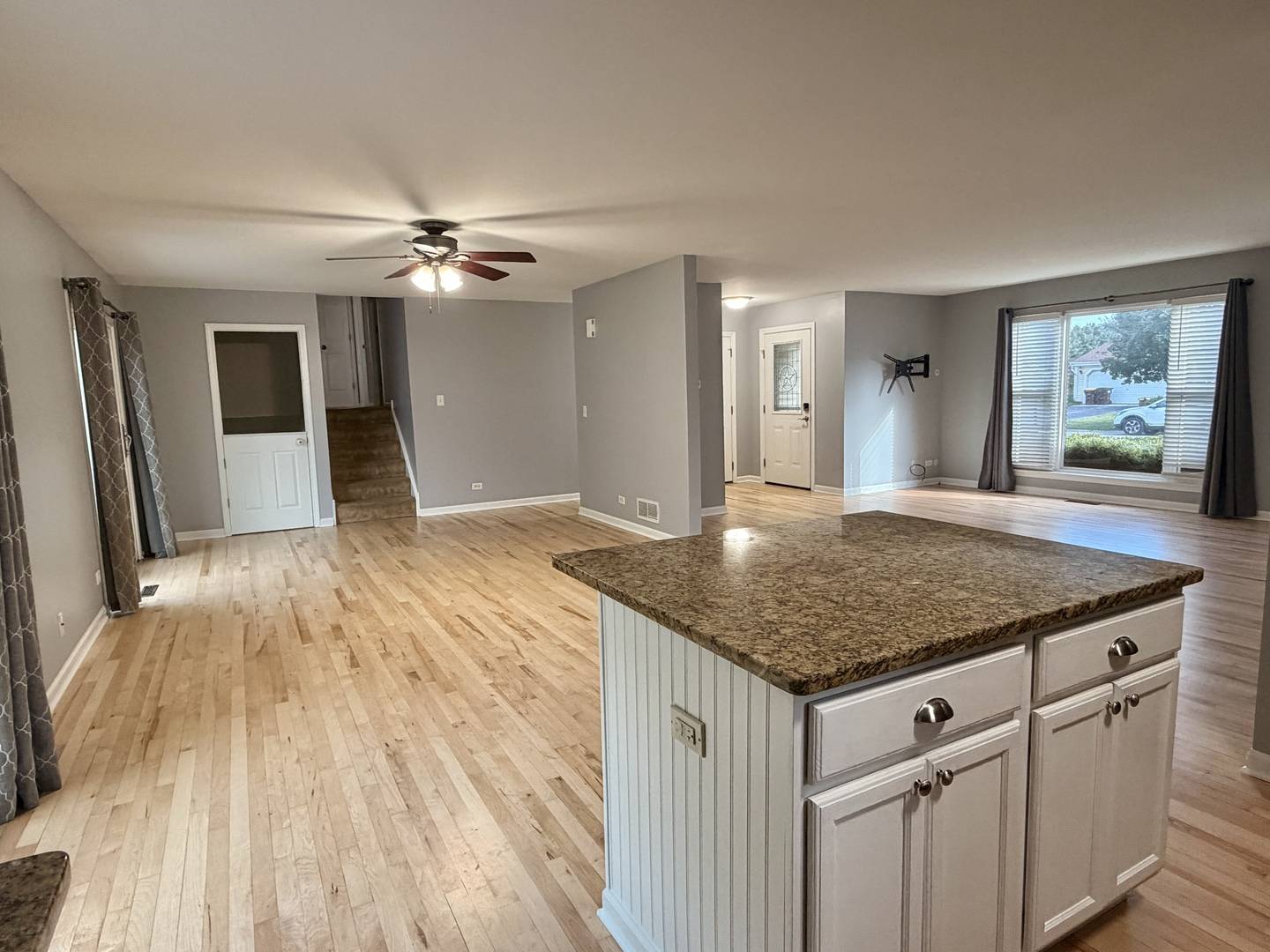 700 Woodbine LN, Marengo, IL 60152