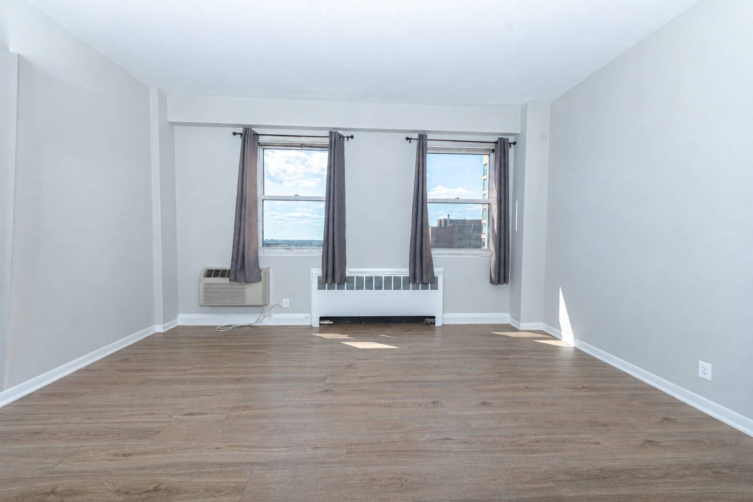 2909 N Sheridan RD #1705, Chicago, IL 60657