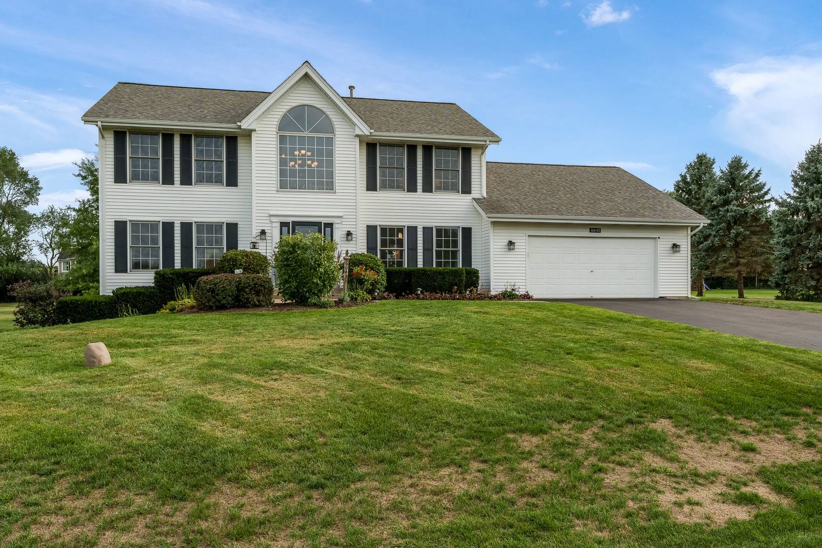 6645 Queenanns WAY, South Beloit, IL 61080