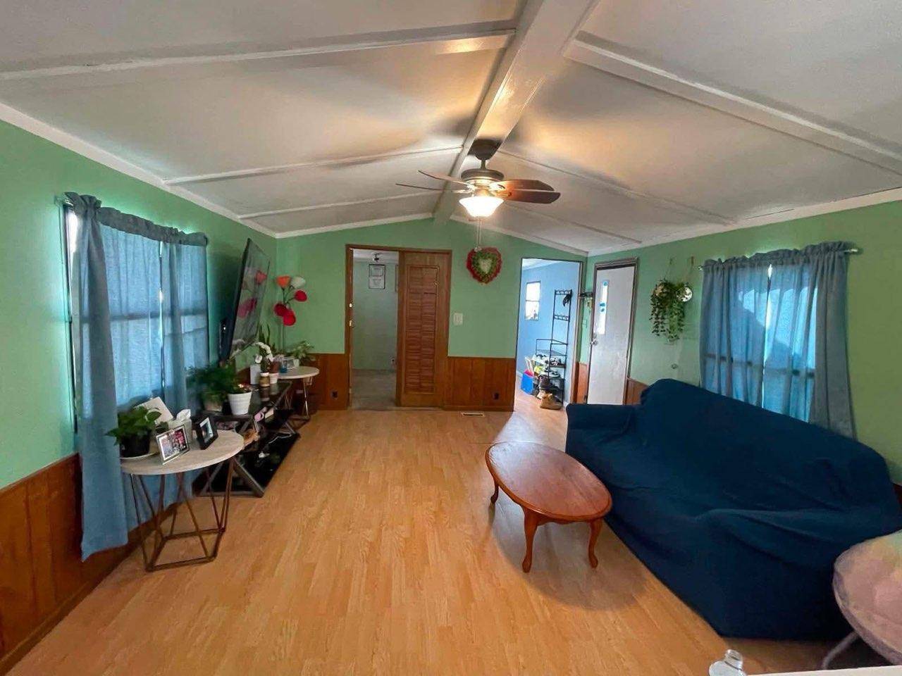 7431 Oakley ST NE, Fridley, MN 55432