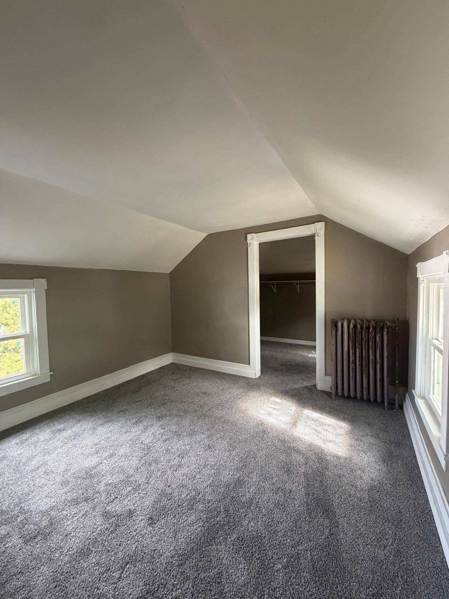 311 E 4th ST, Crookston, MN 56716