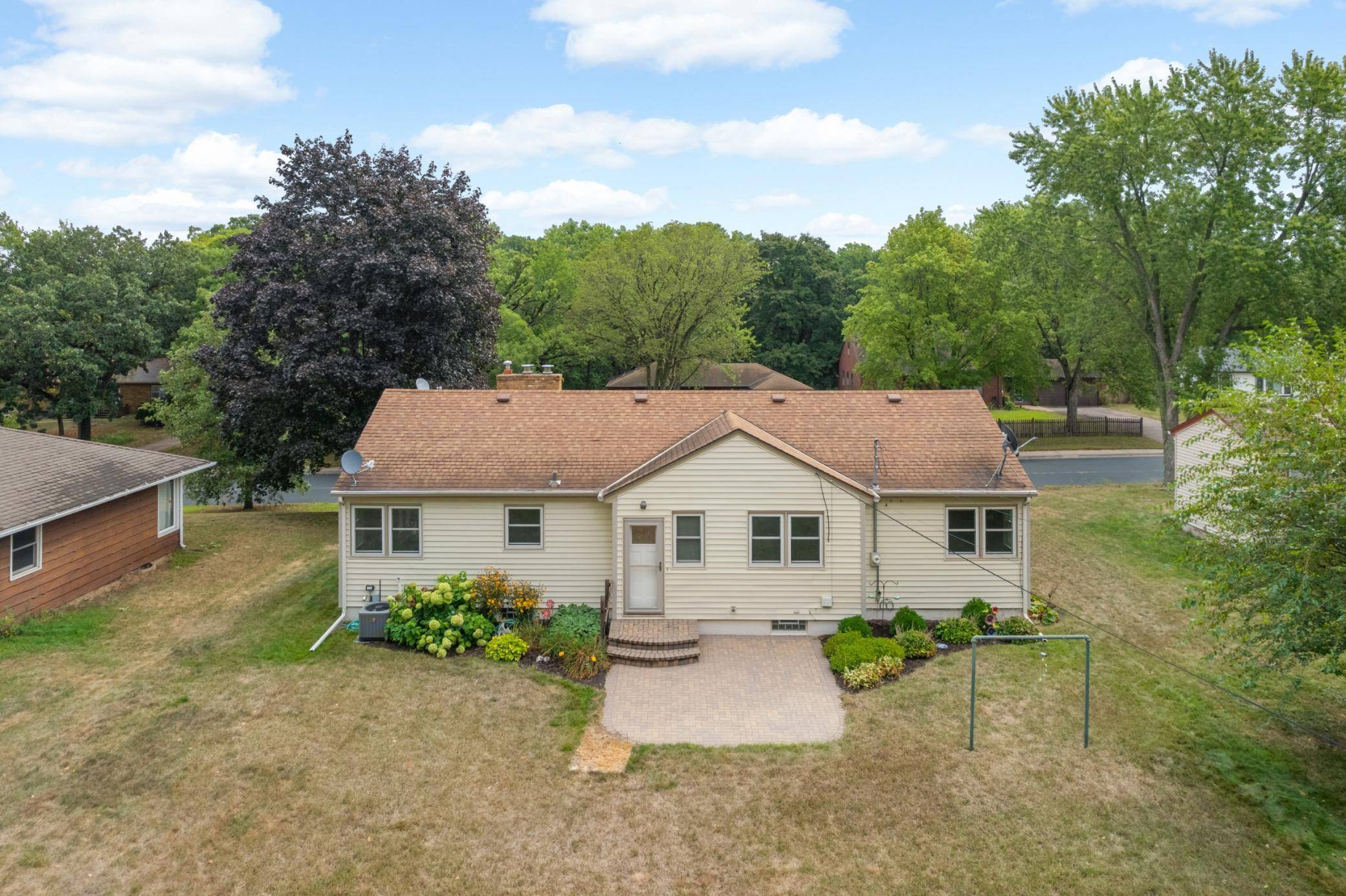 4057 Hampshire AVE N, Crystal, MN 55427