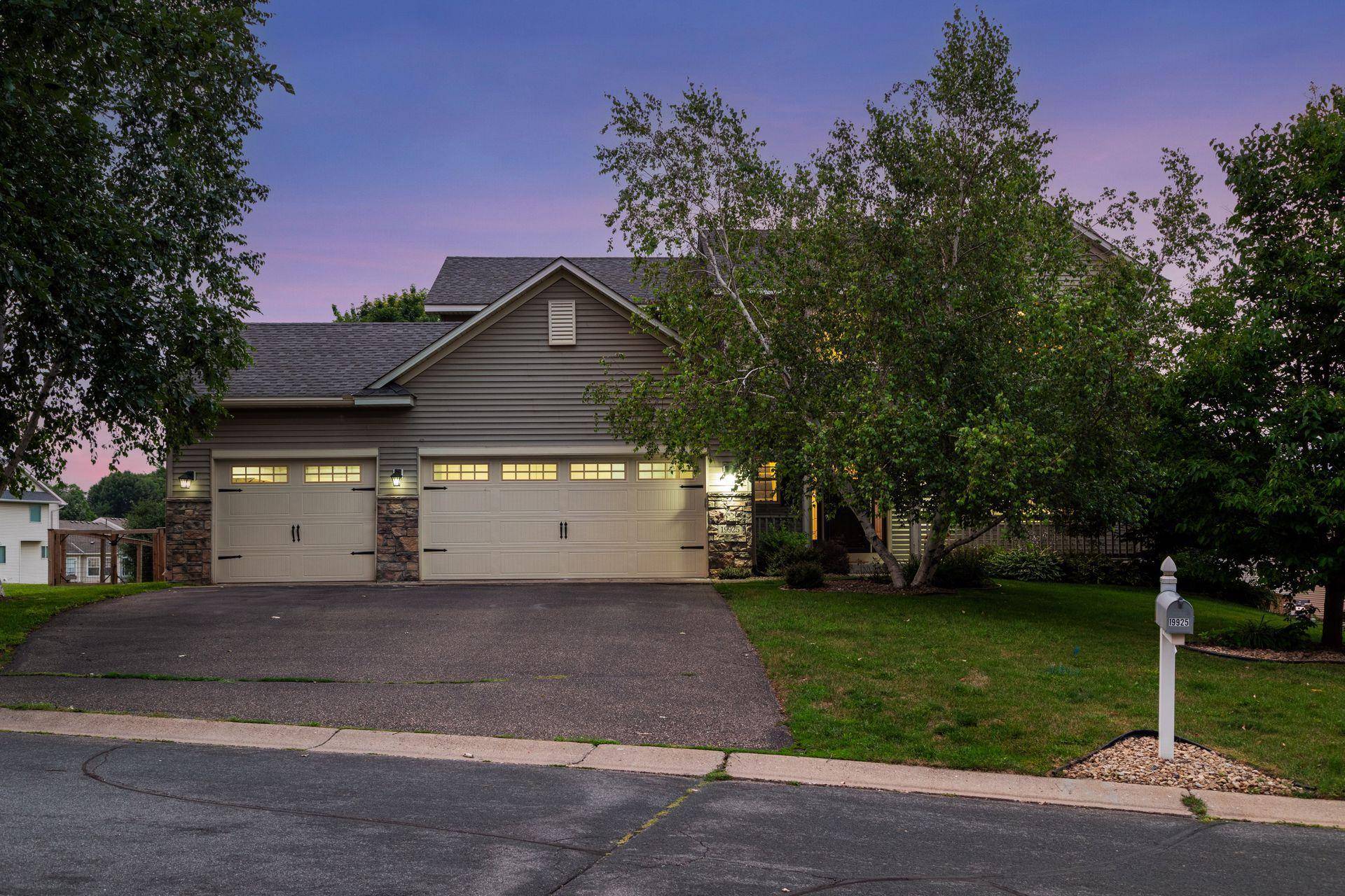 19925 English CT, Farmington, MN 55024