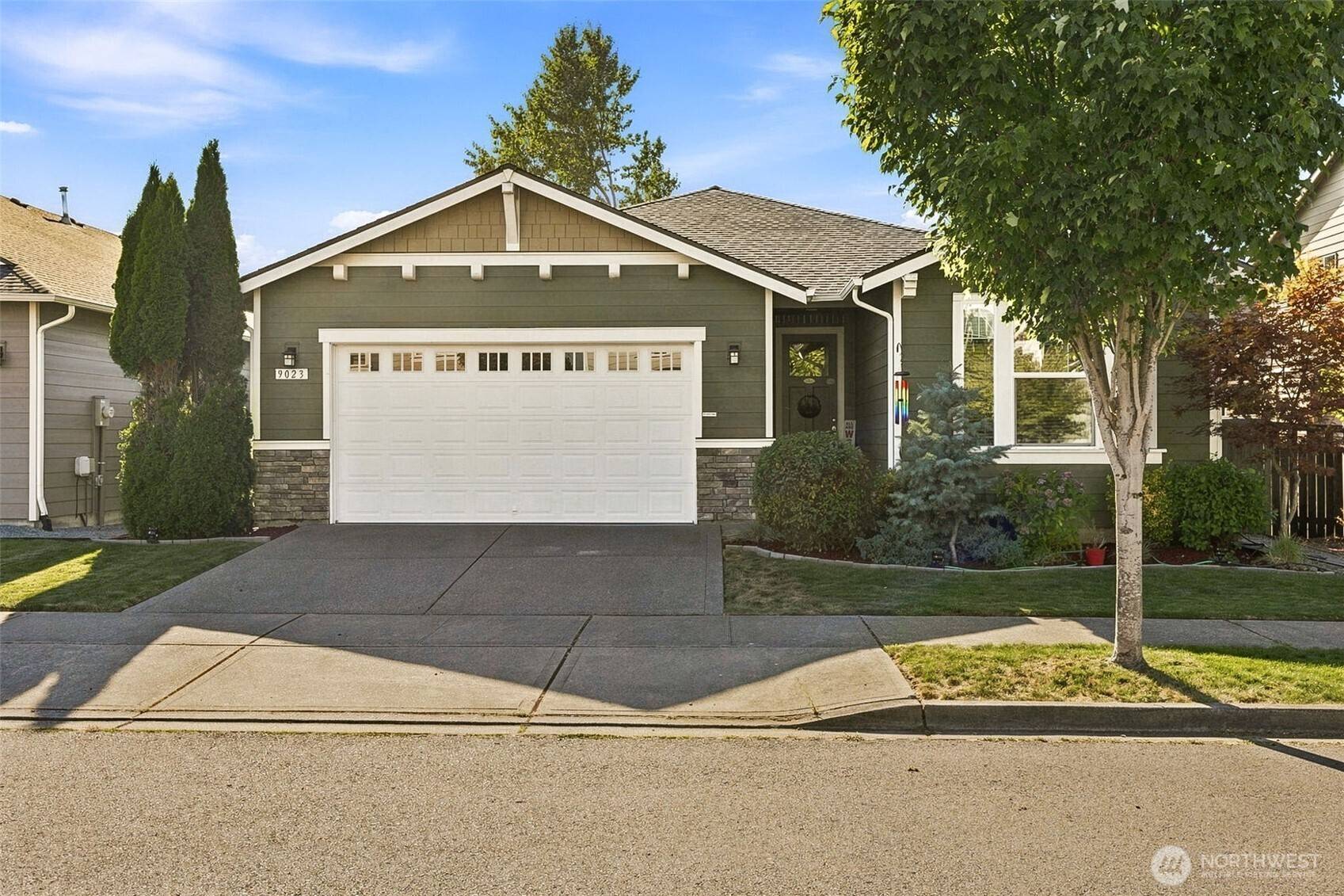 9023 Silverspot DR SE, Tumwater, WA 98501