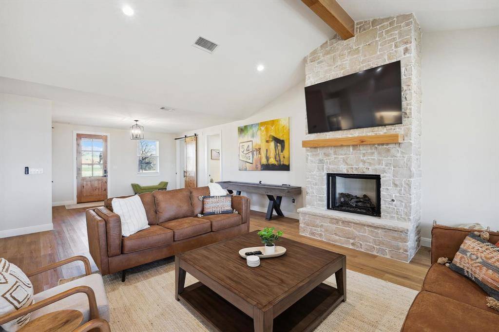 413 Hoot Avenue, Graford, TX 76449