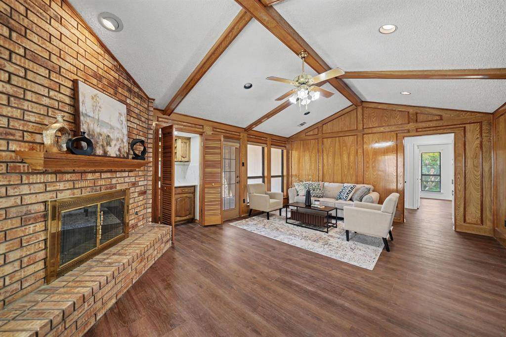 1230 Lochness Lane, Garland, TX 75044
