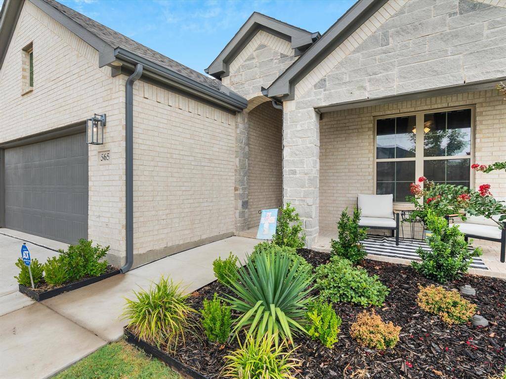 565 Beck Drive, Lavon, TX 75166