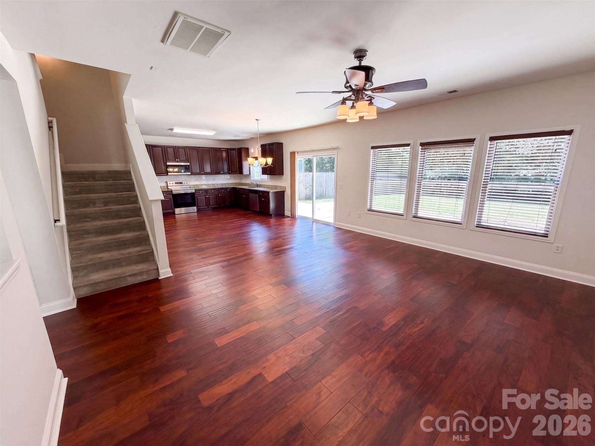 14021 Pinyon Pine LN, Charlotte, NC 28215
