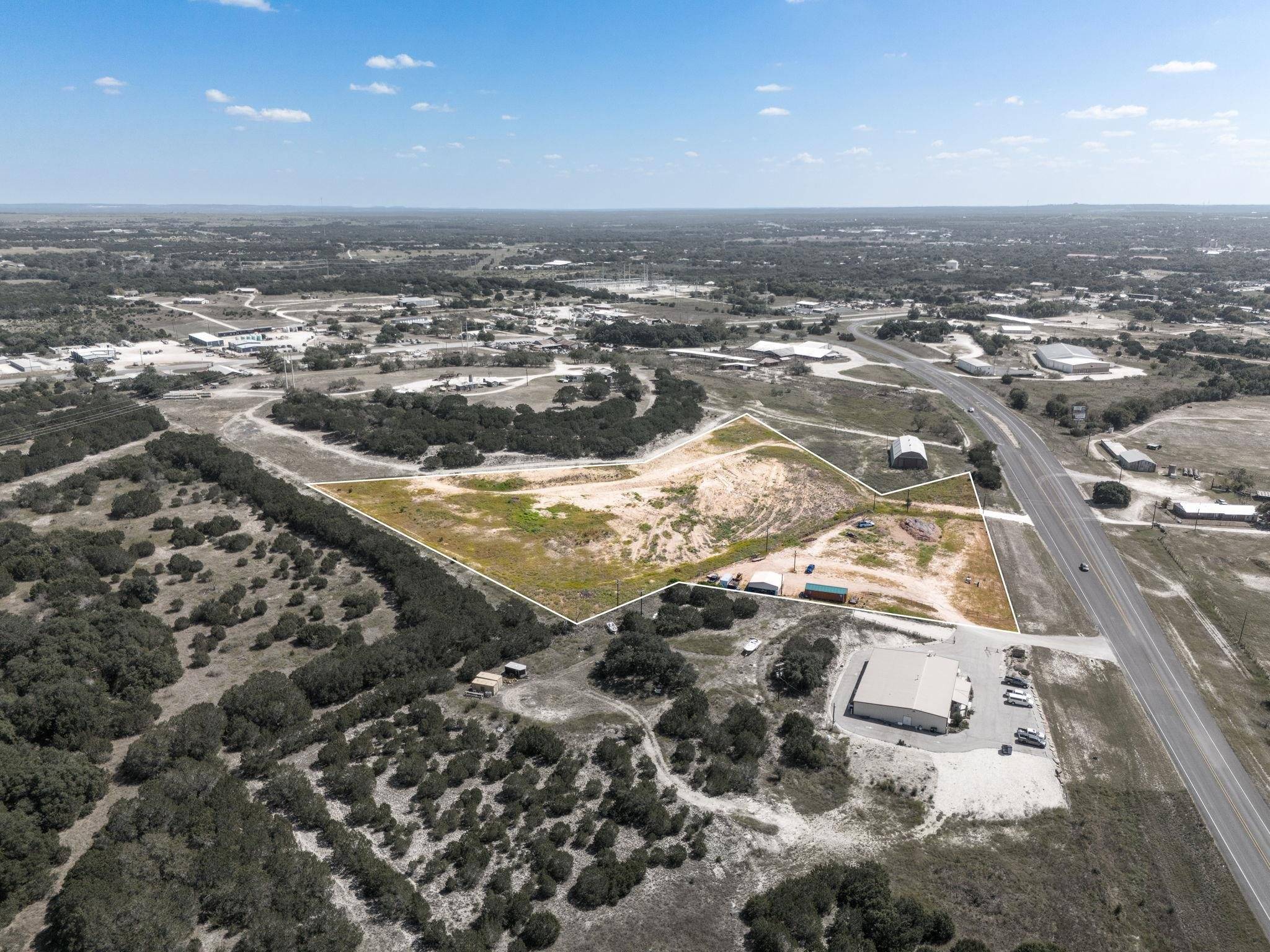 584 N HWY 183, Lampasas, TX 76550