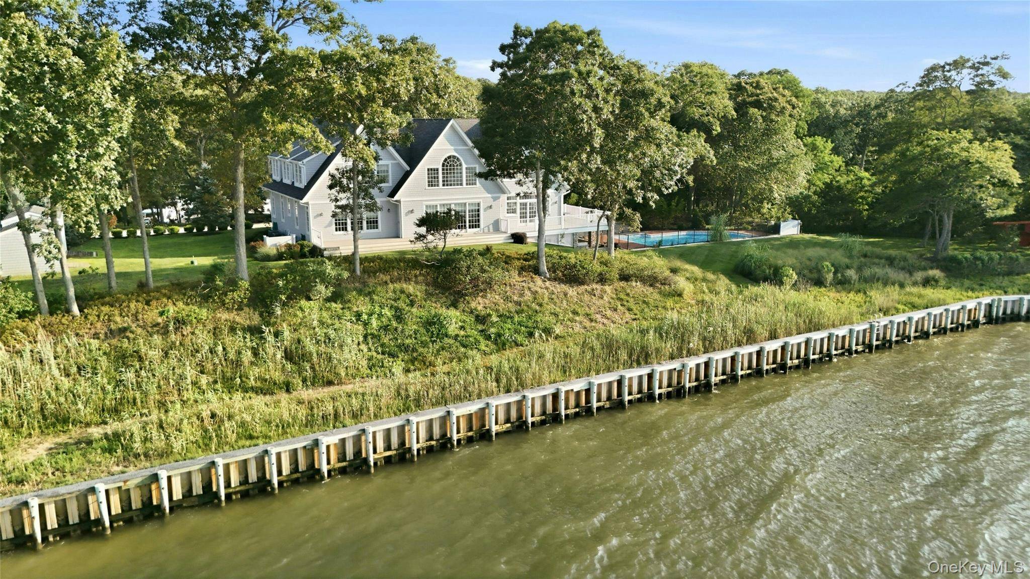 580 Basin RD, Southold, NY 11971
