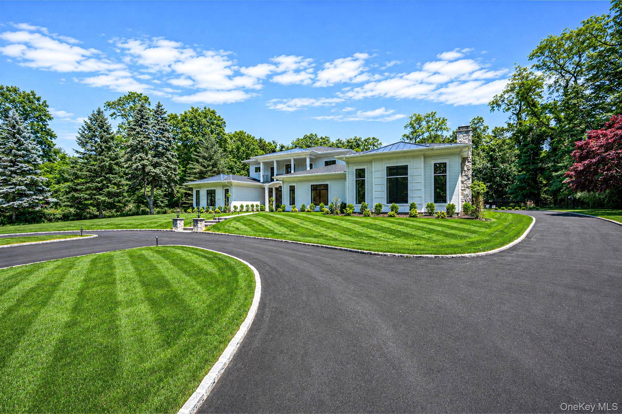 523 Long Beach RD, Nissequogue, NY 11780