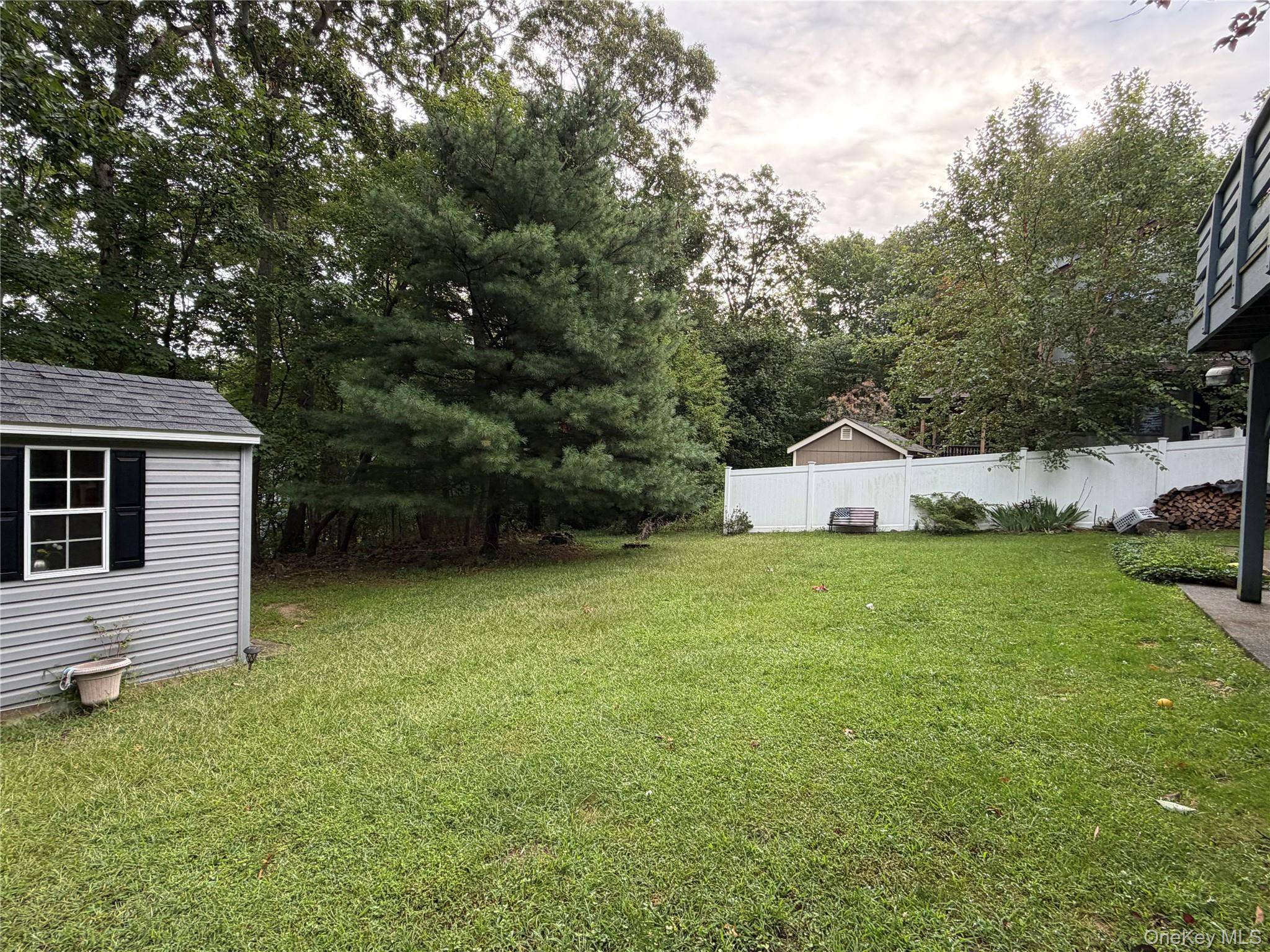 59 Ridge RD, Rocky Point, NY 11778