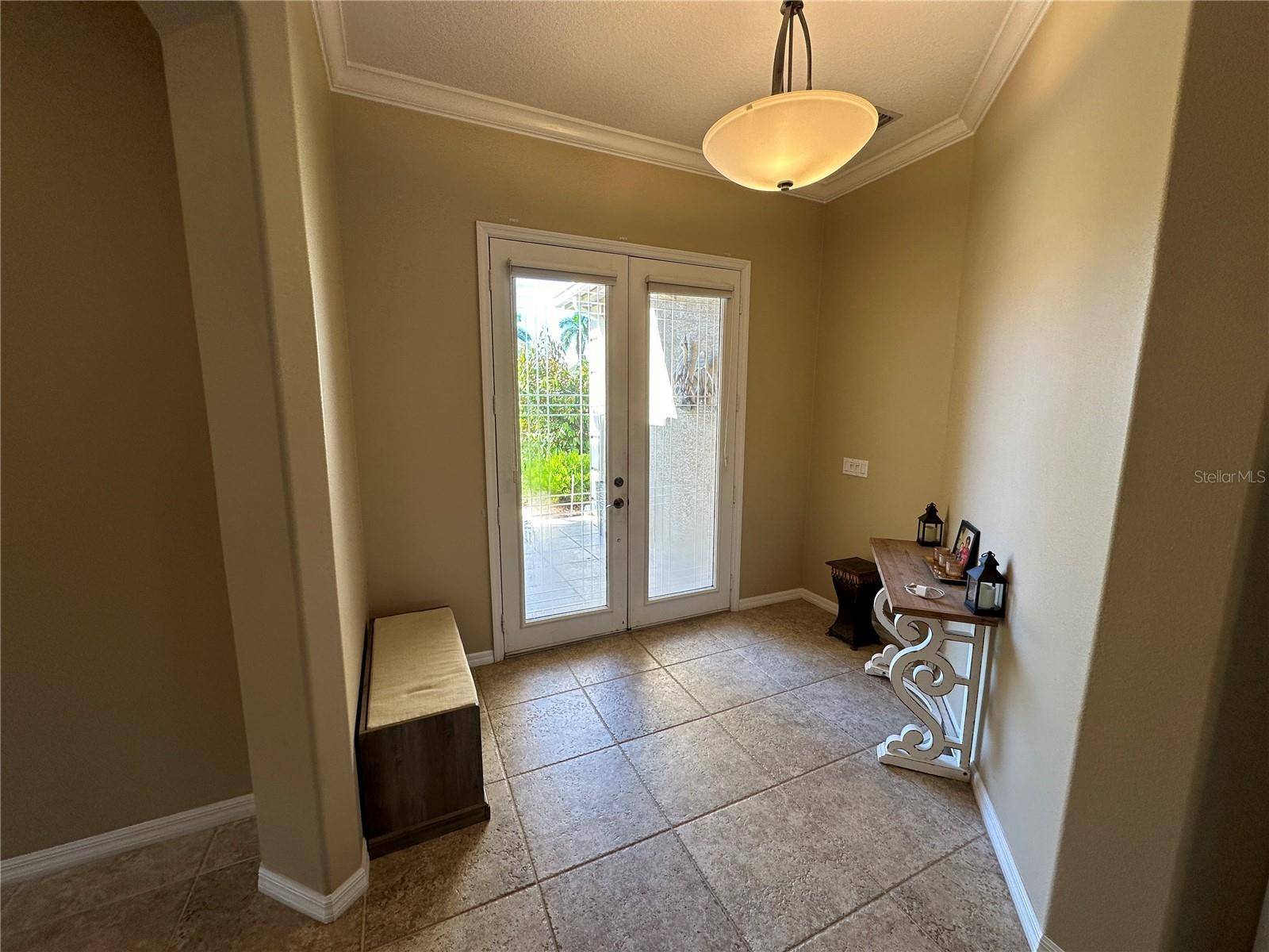 4727 SPINNAKER DR, Bradenton, FL 34208