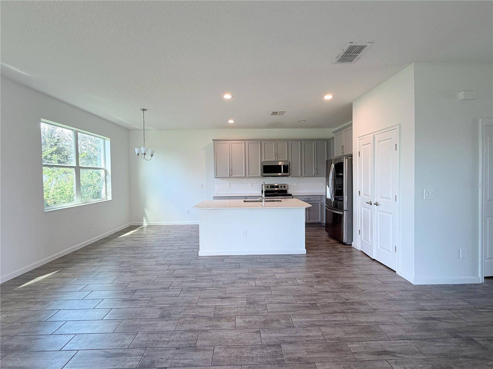 1365 YORKDALE RD, Davenport, FL 33837