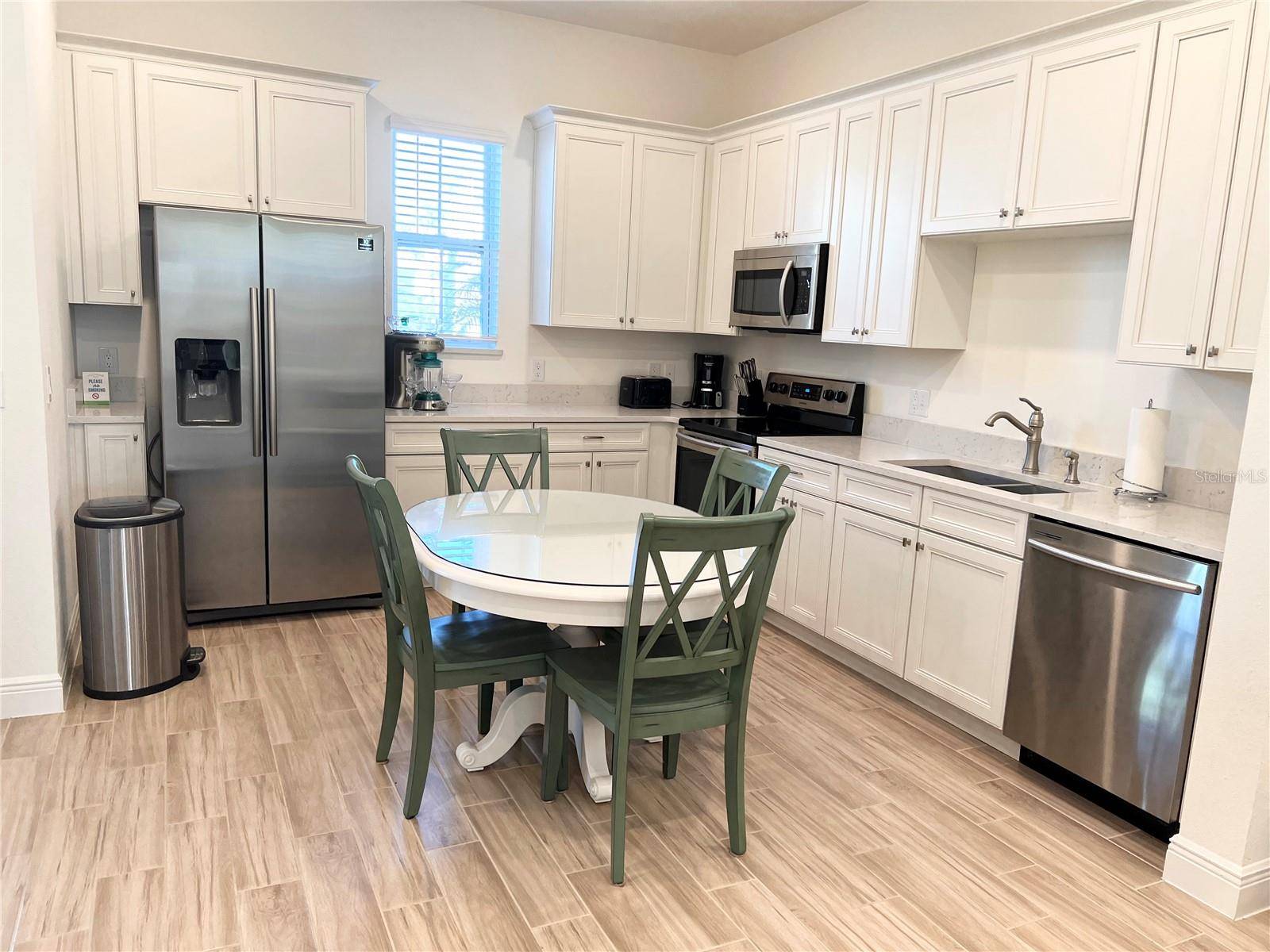 8036 LOST SHAKER LN, Kissimmee, FL 34747