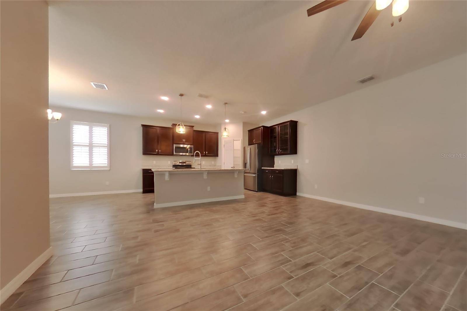 Address not disclosed, Grand Island, FL 32735
