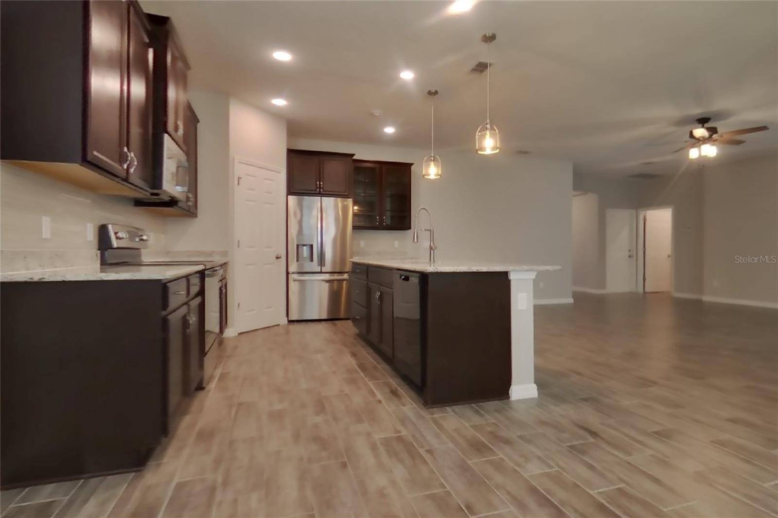 Address not disclosed, Grand Island, FL 32735