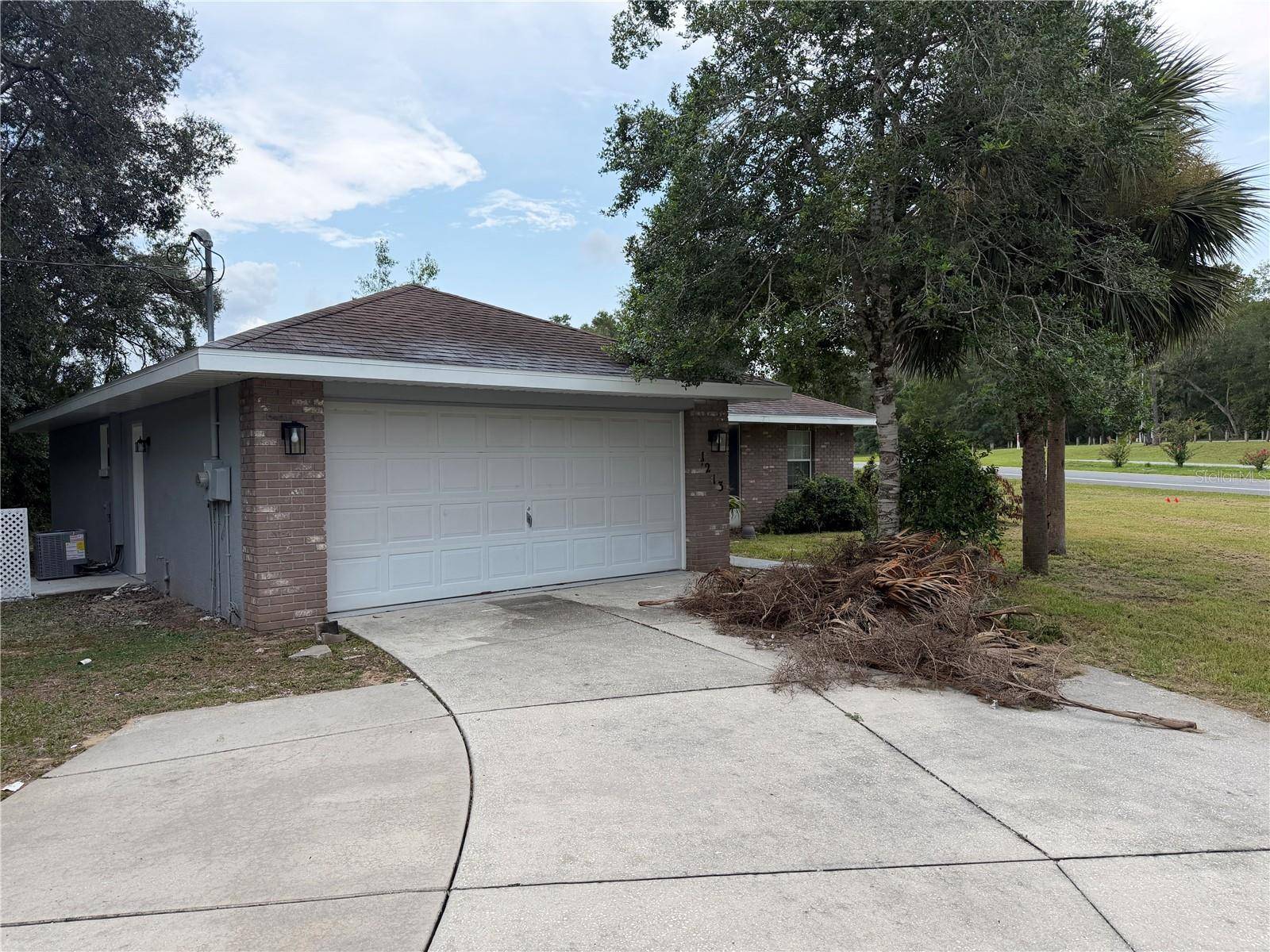 1213 W SORRENTO DR, Citrus Springs, FL 34434