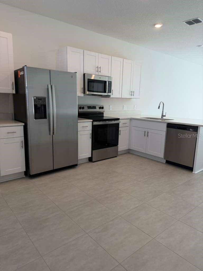 3017 SKYLINE LOOP, Kissimmee, FL 34758