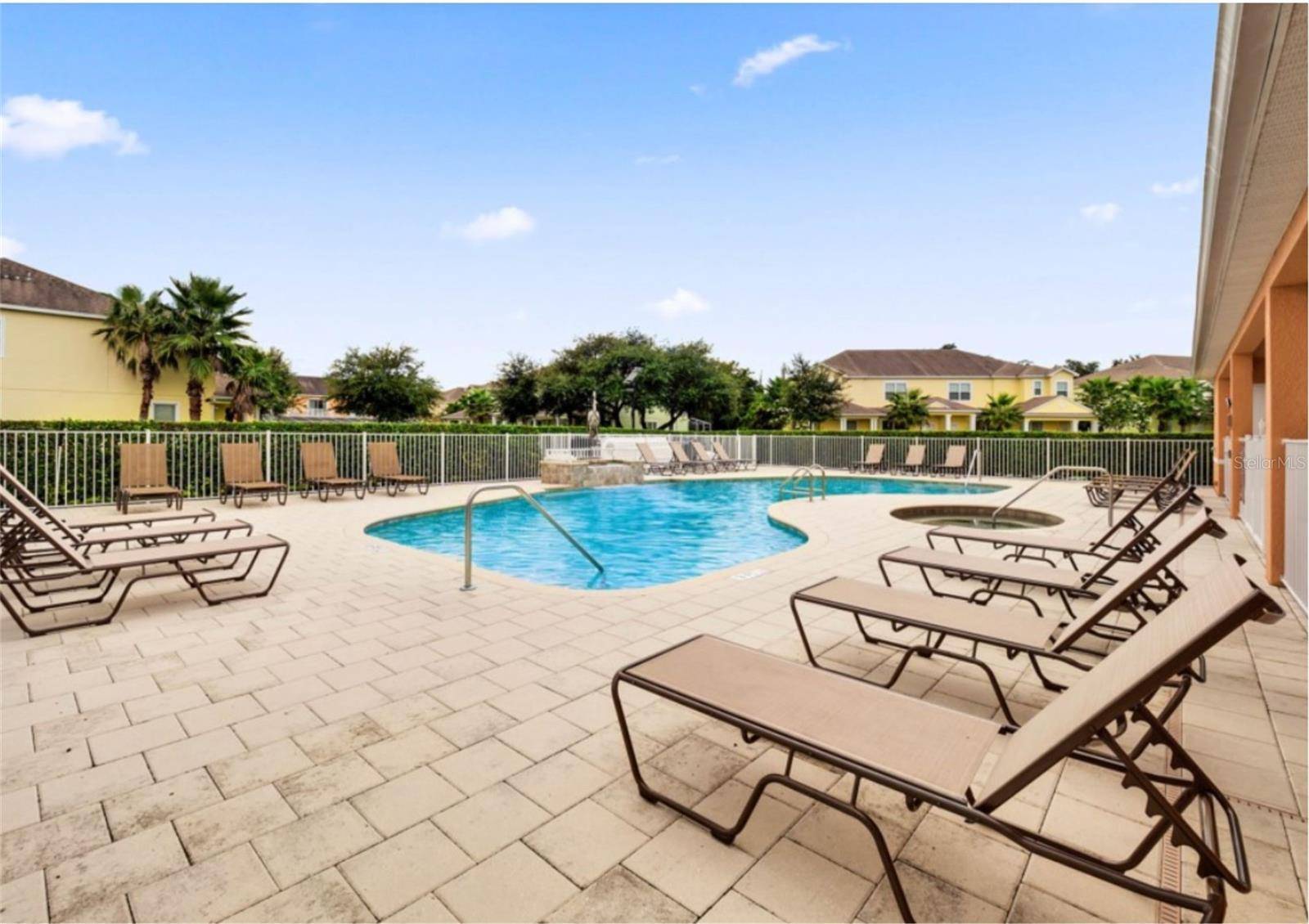 17406 SERENIDAD BLVD, Clermont, FL 34714