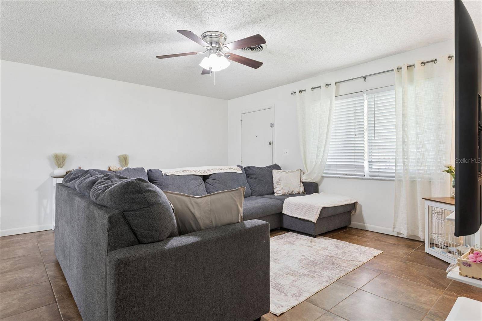 6126 16TH ST, Zephyrhills, FL 33542
