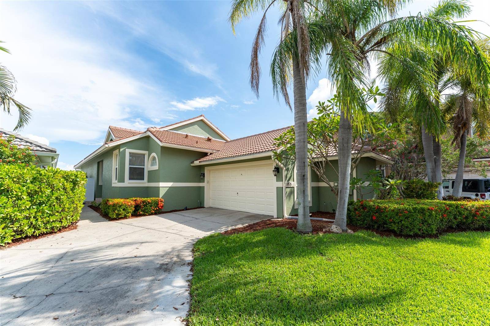 835 SYMPHONY ISLES BLVD, Apollo Beach, FL 33572