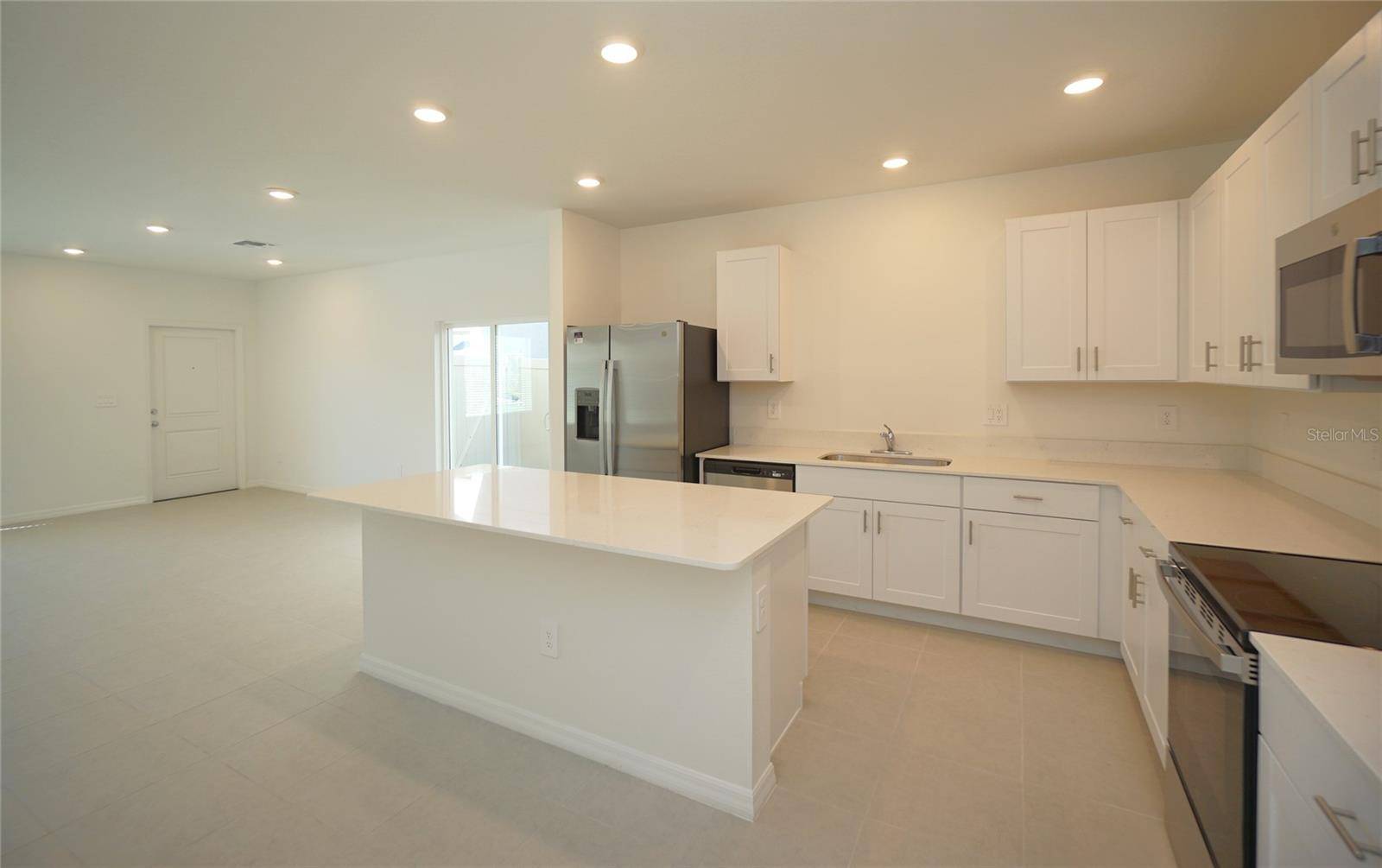 10536 SAGE CANYON DR, Riverview, FL 33578