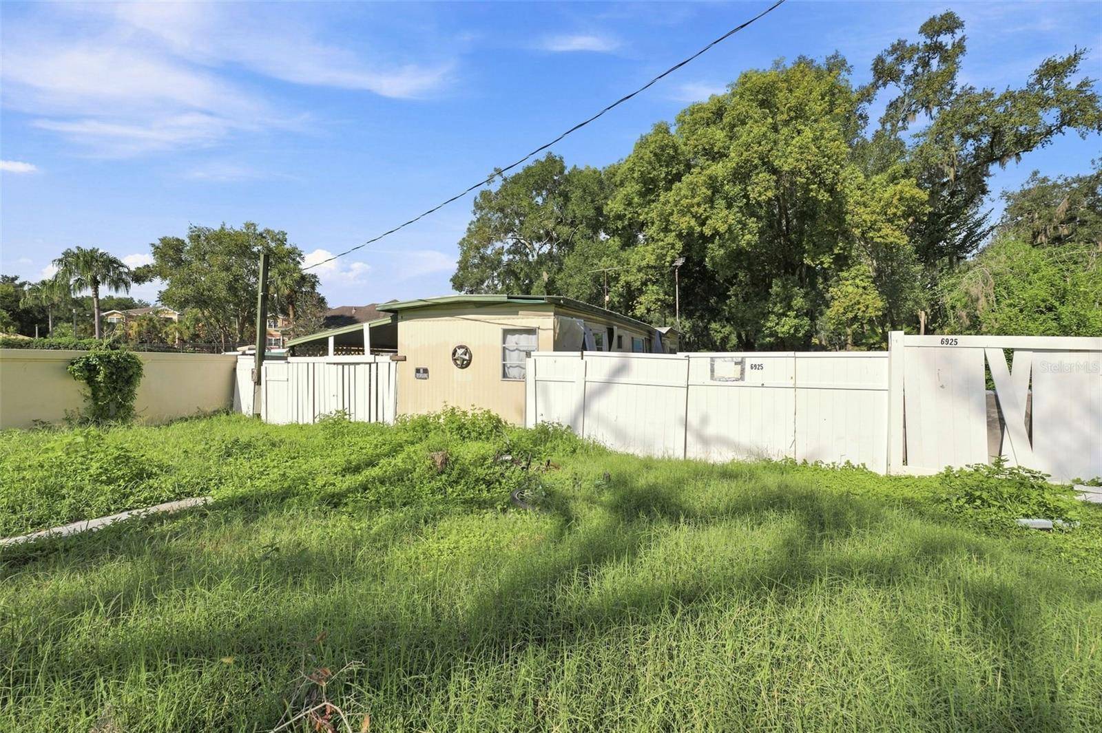 Address not disclosed, Zephyrhills, FL 33541