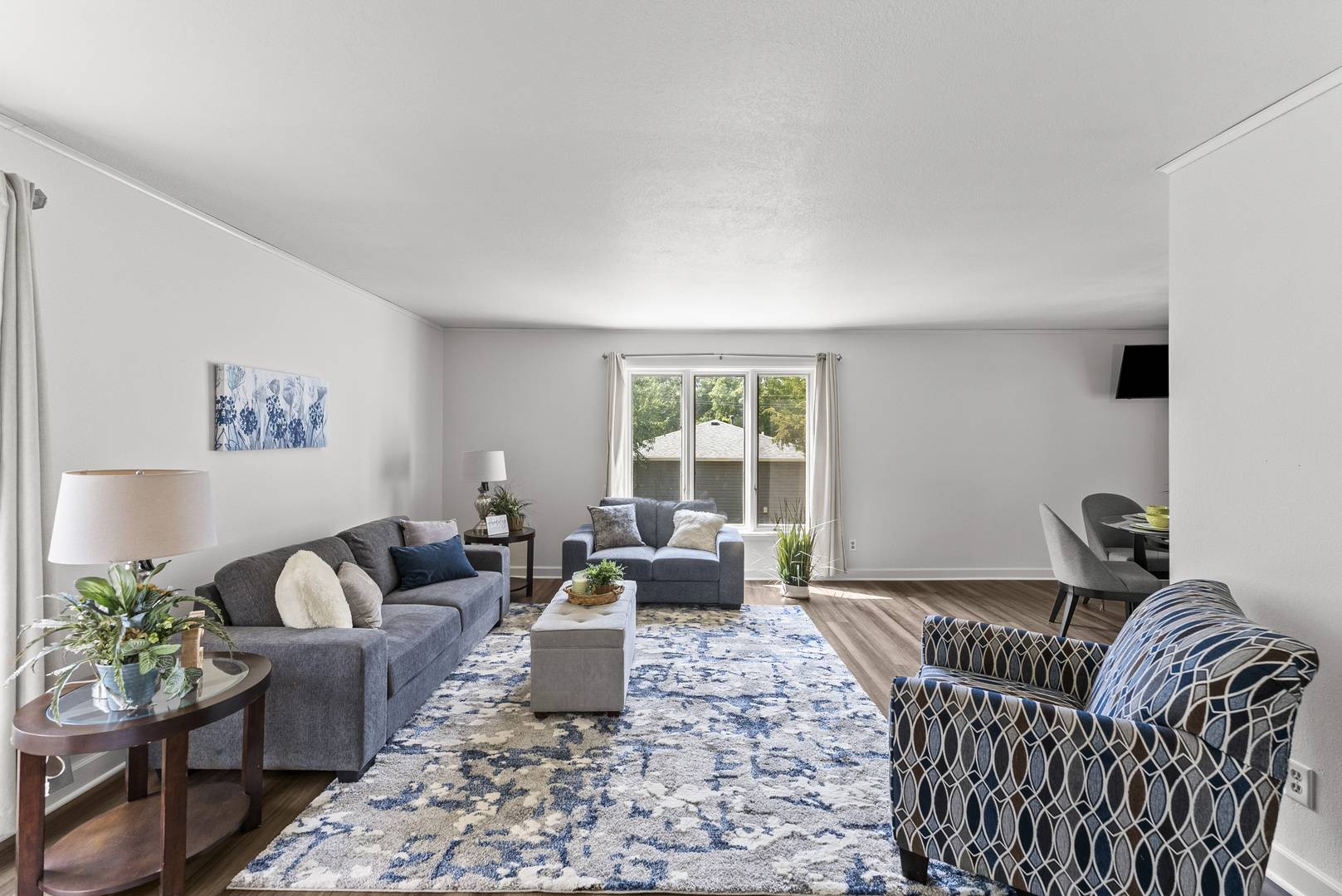 1714 Winding Hill RD, Davenport, IA 52807
