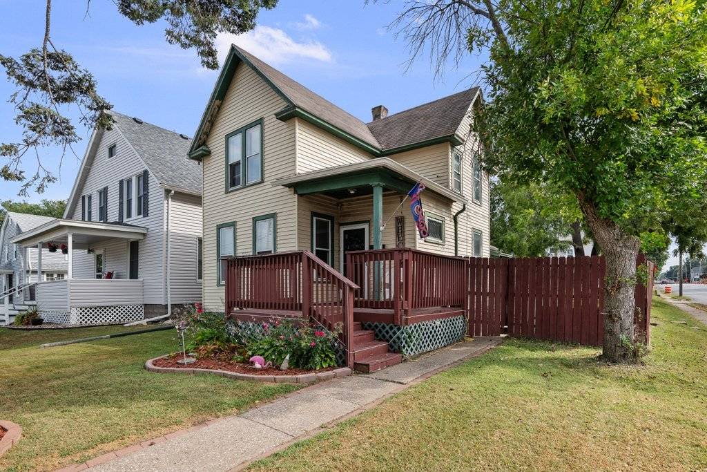 249 W 30th ST, Davenport, IA 52803
