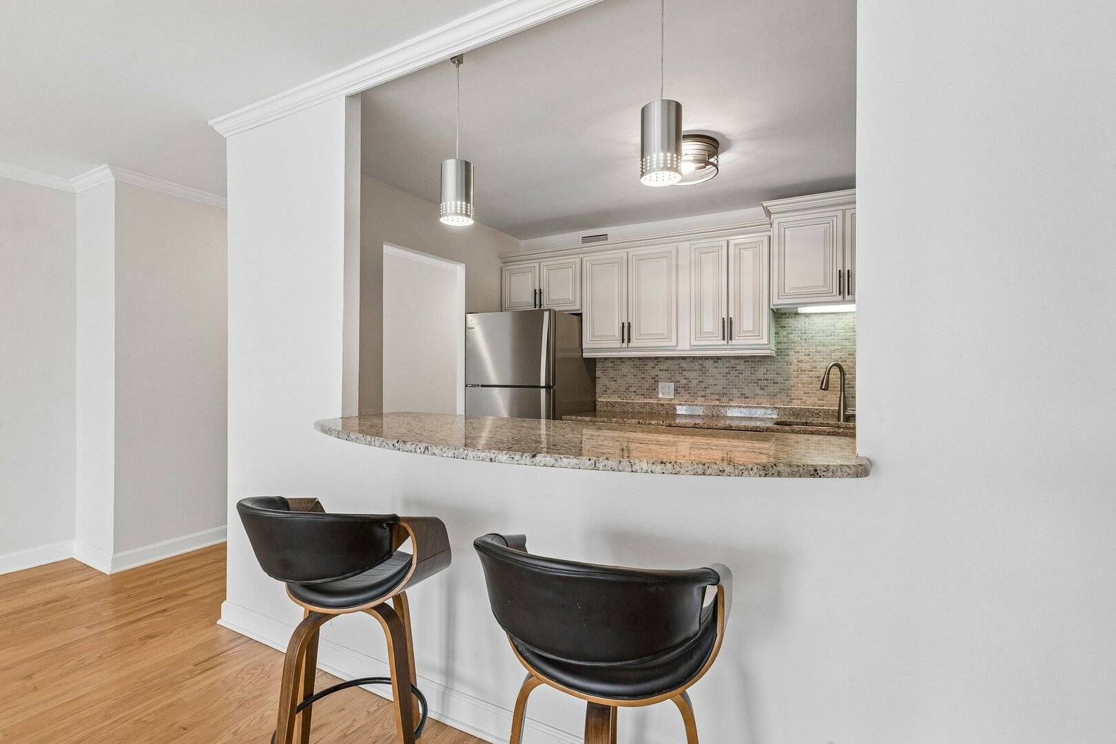 260 E CHESTNUT ST #2505, Chicago, IL 60611