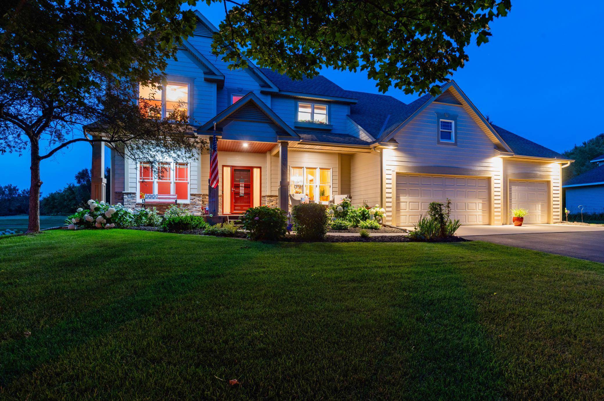 10610 Pinnacle WAY, Woodbury, MN 55129