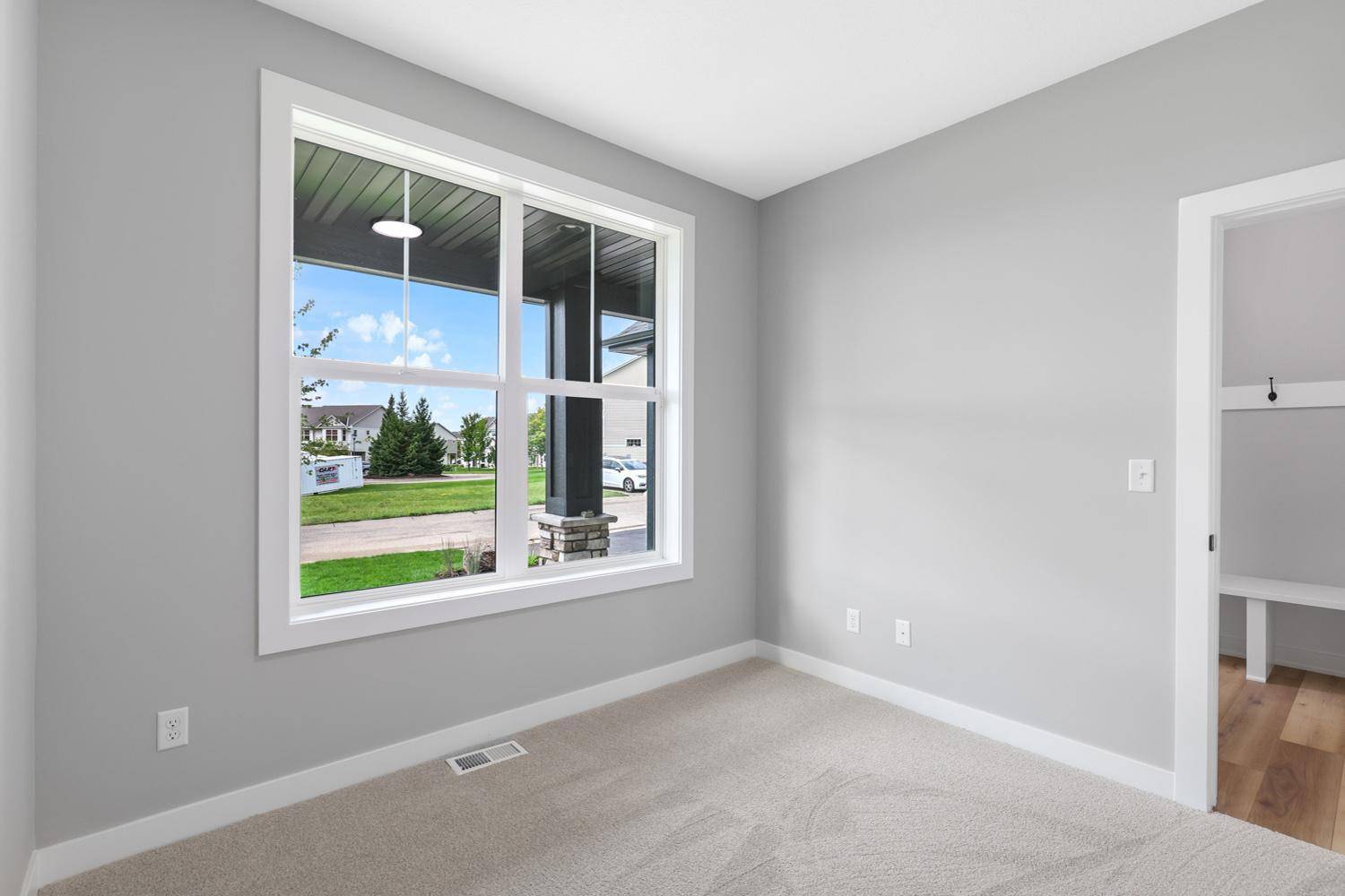 9756 Saint Andrews DR, Elko New Market, MN 55020