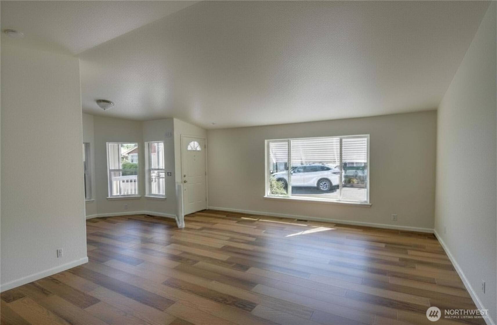 5323 W Eagle LN SW, Olympia, WA 98512