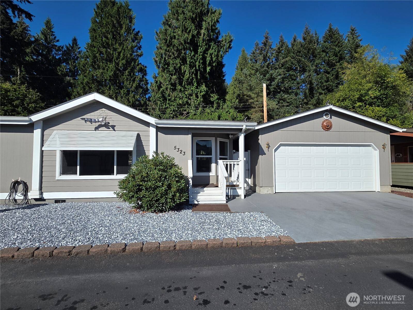 5323 W Eagle LN SW, Olympia, WA 98512