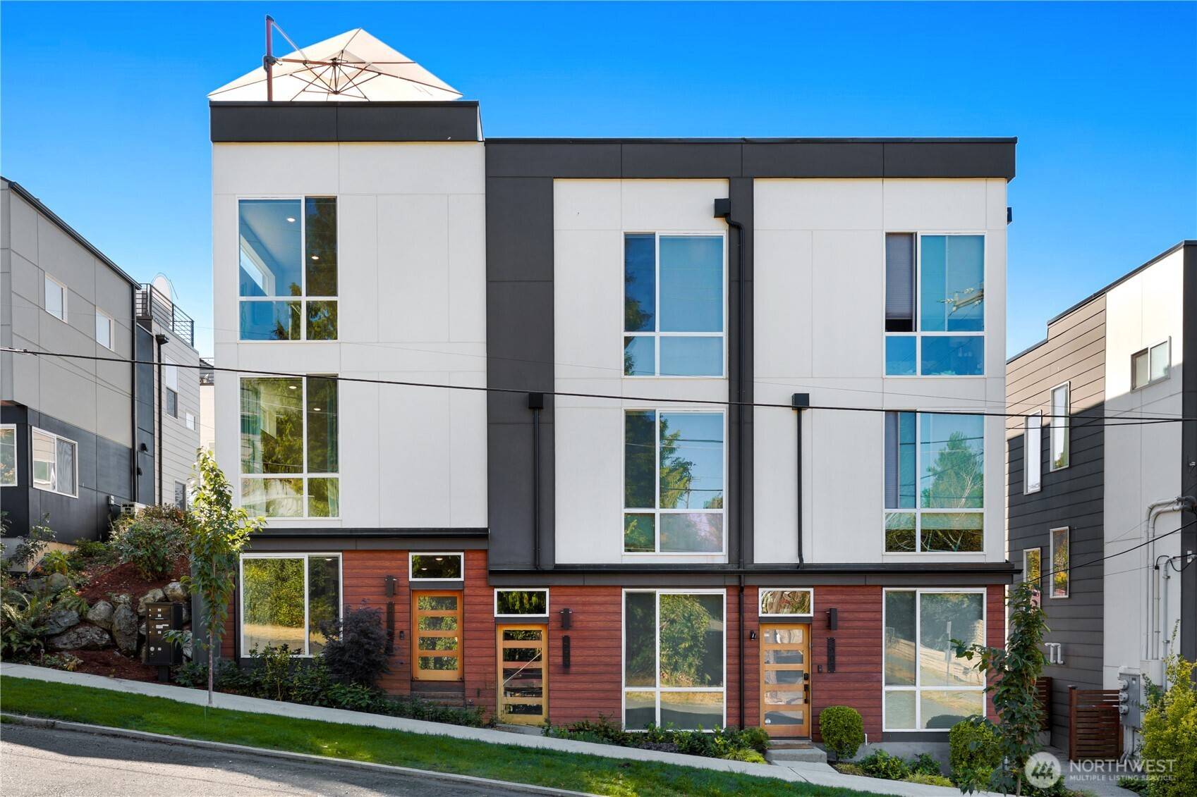 2909 S Dearborn, Seattle, WA 98144