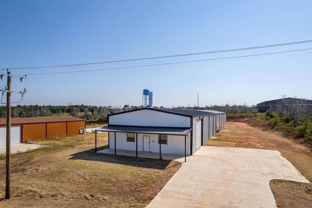 11600 Maui LN, Edmond, OK 73034